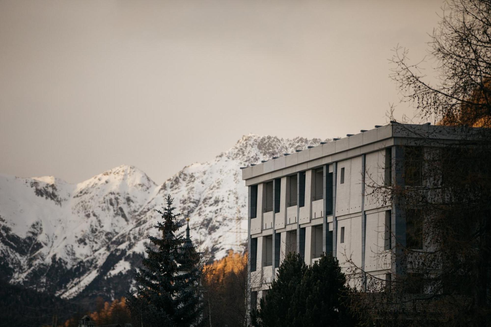 Hotel Maistra 160 Pontresina Eksteriør billede